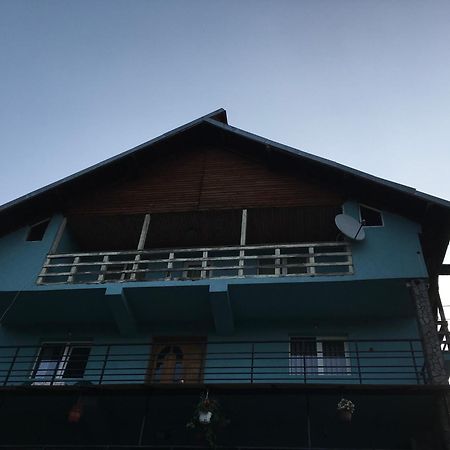 Апартаменты Casa Pelerinului Capatineni-Paminteni Экстерьер фото